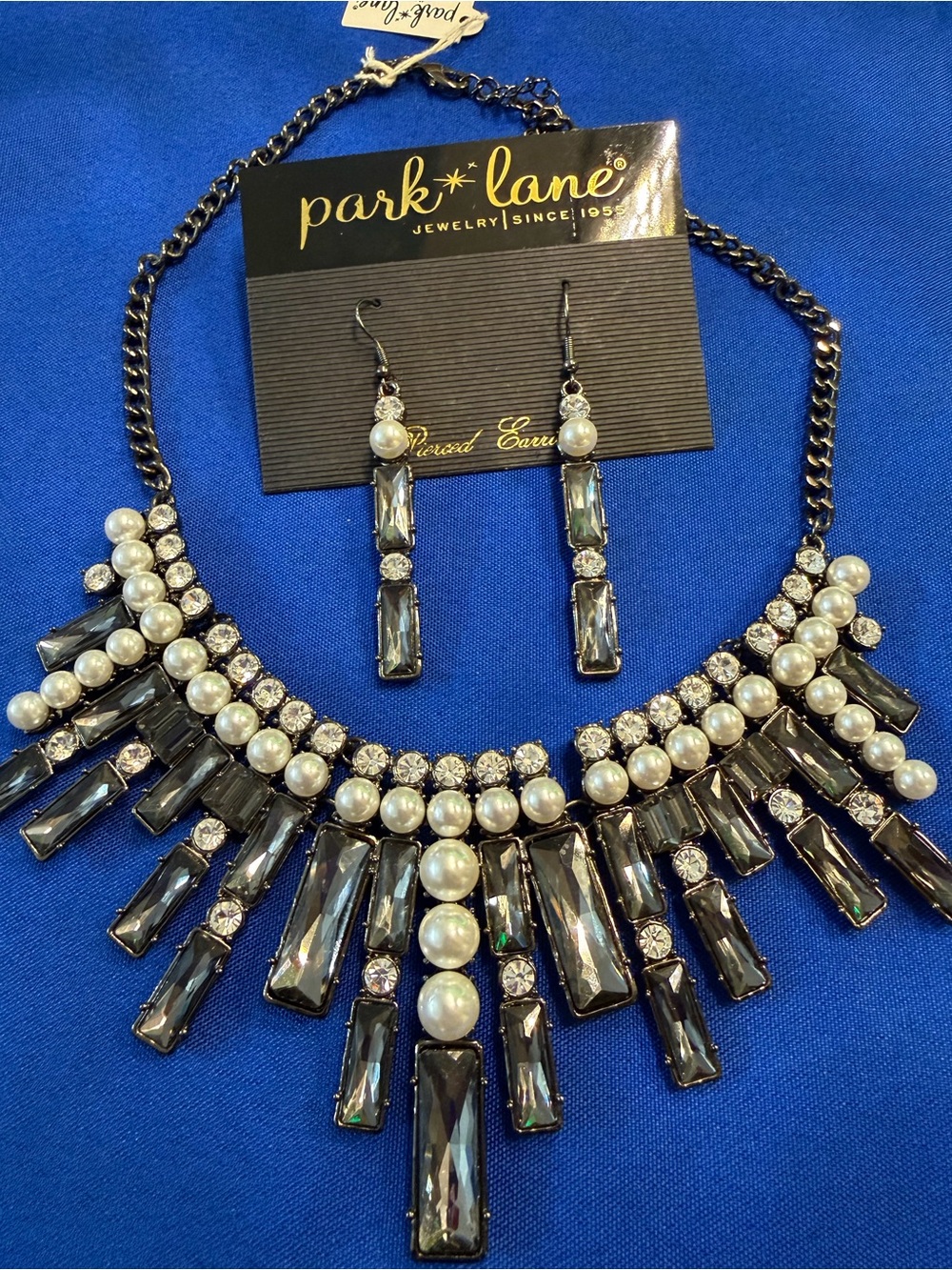 Rare Park Lane Award Necklace & Earrings Set New